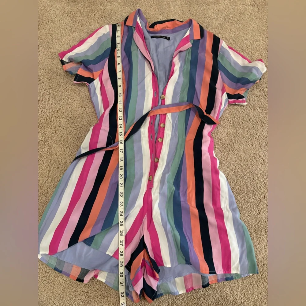 Abercrombie & Fitch Pastel Striped Button Romper - Picture 7 of 8